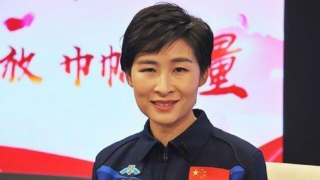 中国第一位登上月球的宇航员,现在如何了,回来去了哪里?