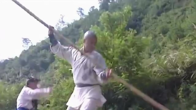 少林武王:小和尚水上逃亡,妻子为让小和尚活着,放弃自己的生命