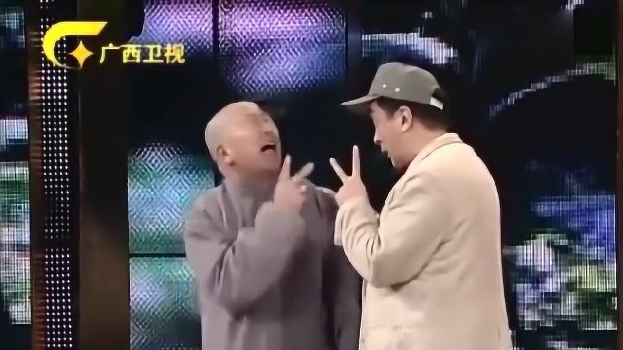小品老谭质问谁的命令黄宏立马挡在牛莉前面这才是好男人