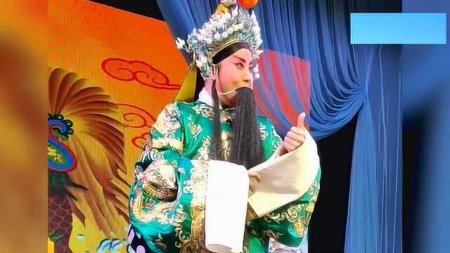 谢涛大师农村演出晋剧小段,老百姓一听说谢涛的戏台下挤满了人