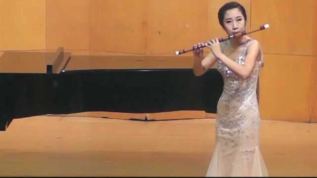 竹笛名曲《走进快活岭》,笛子硕士方婧演奏,太好听了