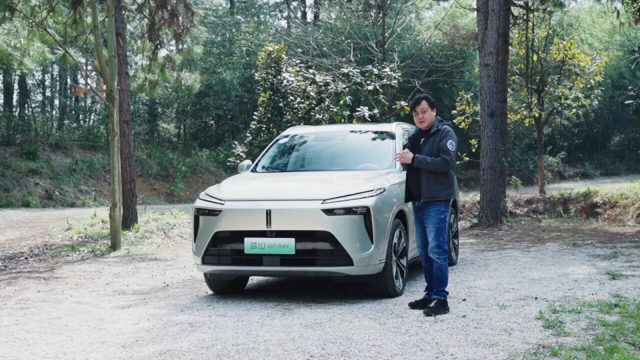 试驾长城魏牌全新SUV“蓝山” 适合全家人的大“6”座