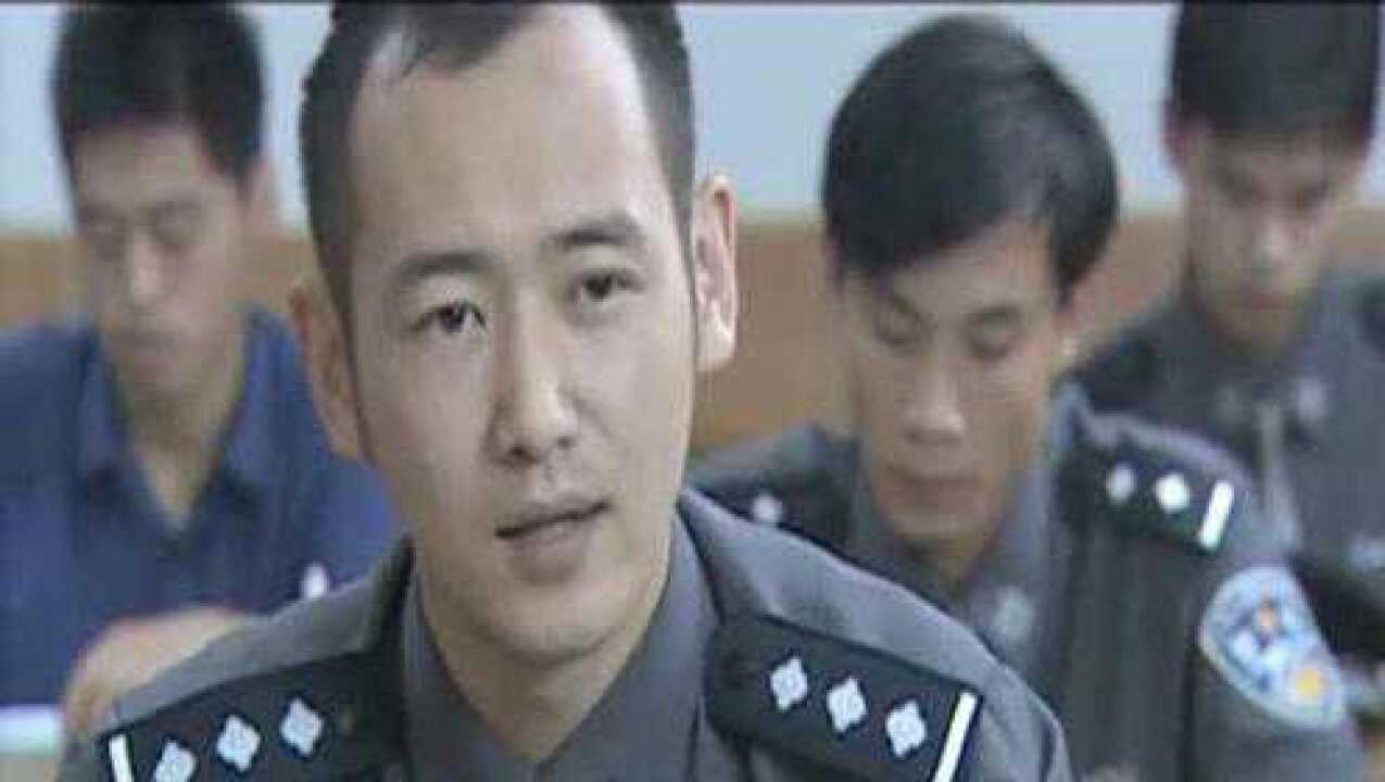 宋老虎是石家庄有名的白鞋队成员刘华强和封彪都是他的晚辈