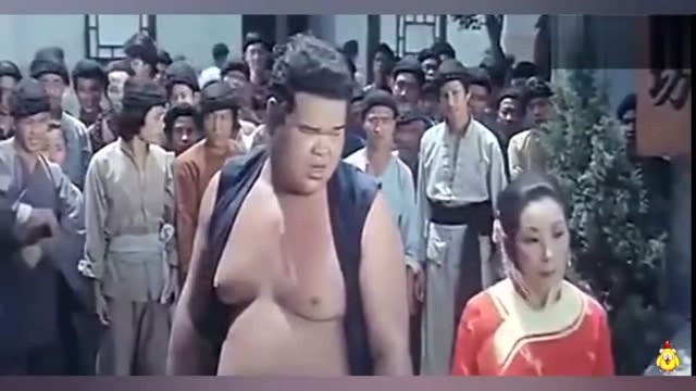 1978年邵氏武侠功夫片《鬼马大侠》主演司马龙龙君儿