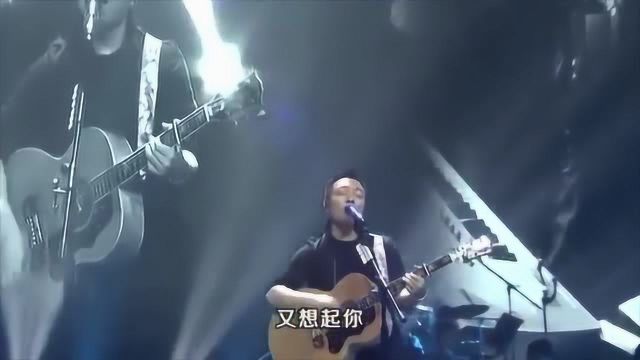 音乐:许巍深情演绎经典歌曲《时光》熟悉的旋律,带你回忆青春!