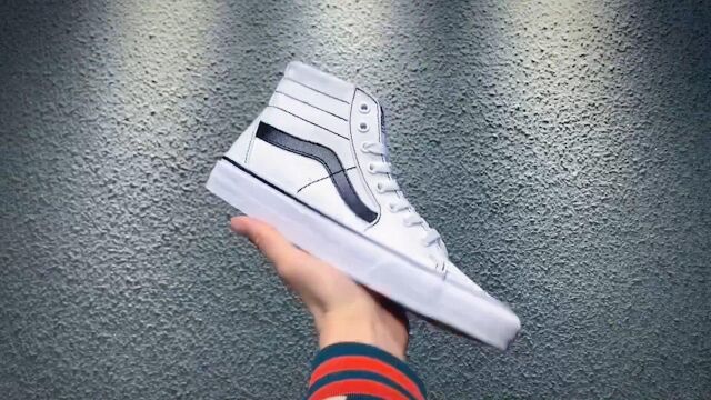 Vans Sk8Hi 二次元帆布高帮板鞋