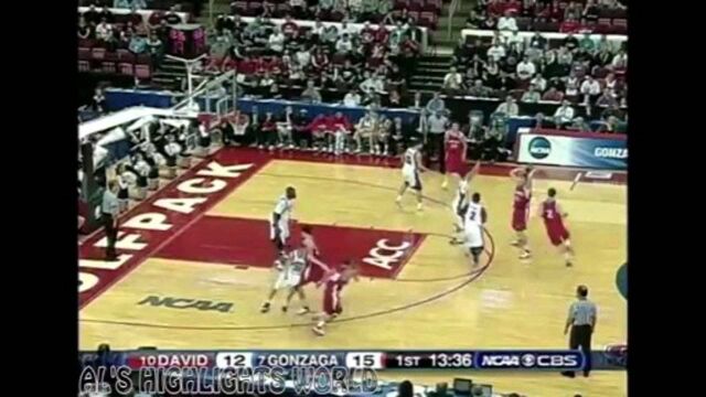 2008年NCAA戴维森学院对阵贡扎加大学,库里8记三分全场40分集锦