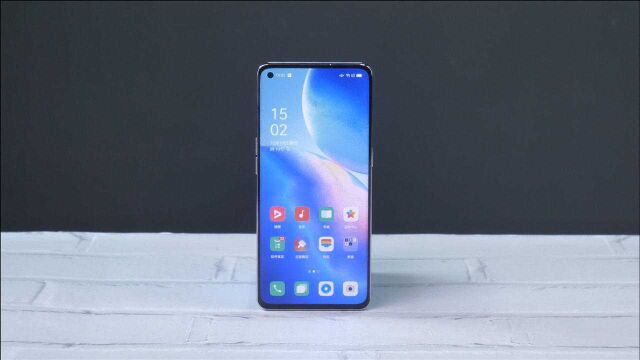 OPPO Reno5 Pro轻体验:会发光的摄像头也太骚气了吧