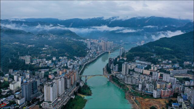 航拍重庆:仙女山下武隆县,乌江峡关巷口镇