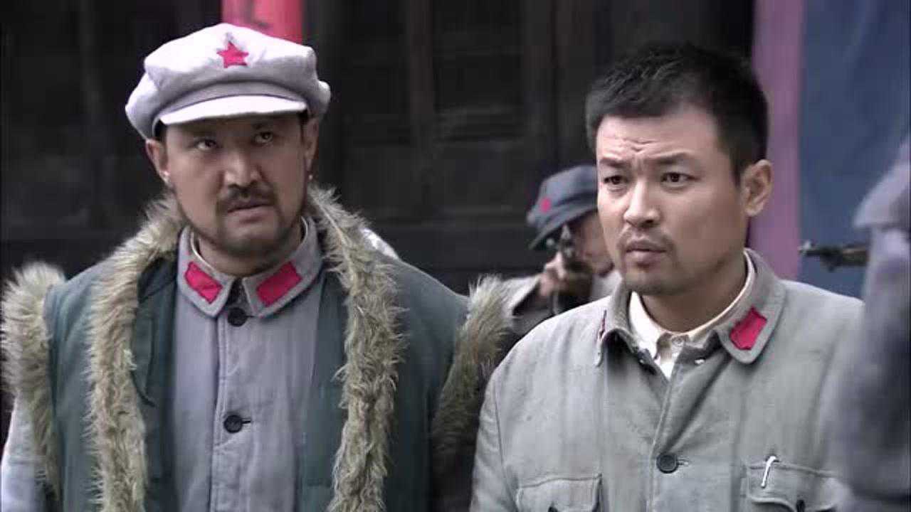 血刃兵工厂里有特务竟将半成品弹药送上战场独立团损失惨重
