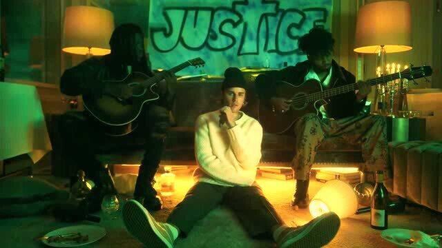 Justin Bieber现场演绎单曲《Unstable》,颓废剧情风太有感觉了!