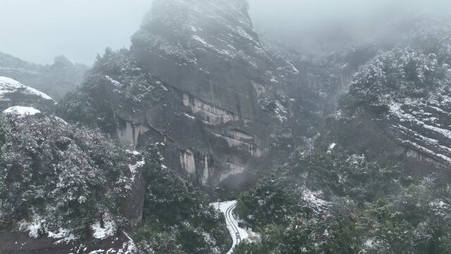 12月你好!寒冬将至,有雪的冬天才完美,冬季赏雪预告来了!