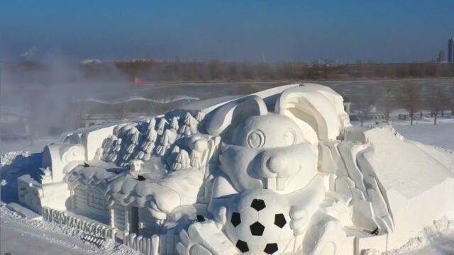 又增一景!哈尔滨群力江畔大白兔雪雕等你来打卡