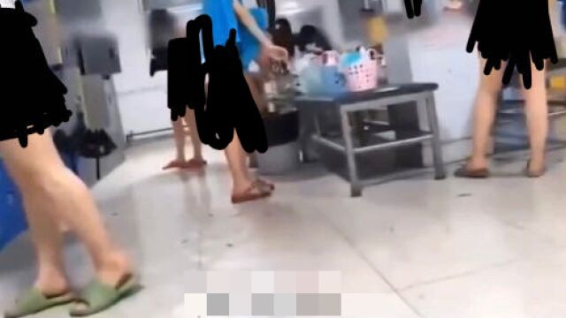 网曝沈阳一学院女澡堂被偷拍,校方:非我院洗浴场所,已报案