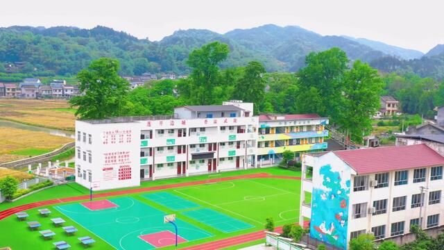 平凯莲花小学,#最美校园 #乡村小学 #无人机航拍