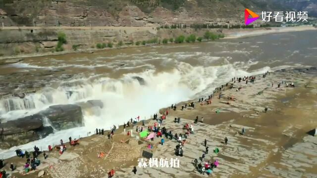 黄河壶口瀑布,现场真是震撼人心,中国最大的黄色瀑布!