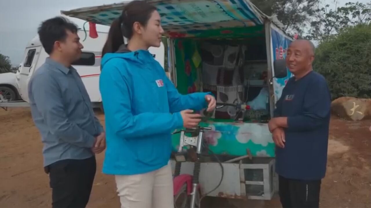 这里是中国大陆最南端,独特的地理和人文风情吸引了许多游客