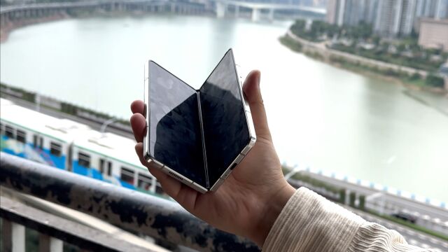 穿越6D魔幻都市,Galaxy Z Fold5镜头下的江城风光独具魅力