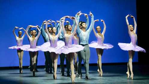 北舞附中学生亮相北京国际芭蕾舞比赛现场，新生力量出具规模