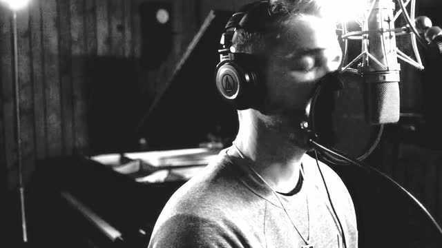 Brett Young  Catch (The Acoustic Sessions)