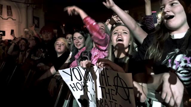 YUNGBLUD LIVE AT BRIXTON ACADEMY