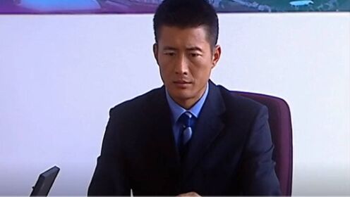 《抢滩大上海》第23集01：蒋任贤吸毒这事使集团的股价一直下跌，徐宁的压力真的很大啊