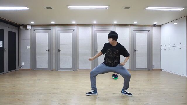 Dance practice by Jimin of 防弹少年团  Bait