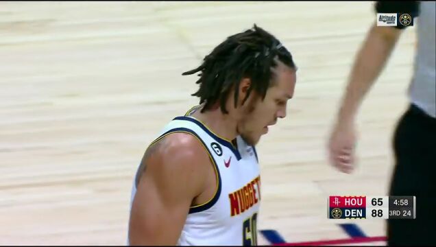  NBA常规赛：火箭vs掘金第3节英文原声回放