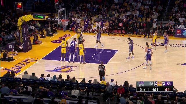 NBA季前赛：国王vs湖人第3节原声解说回放