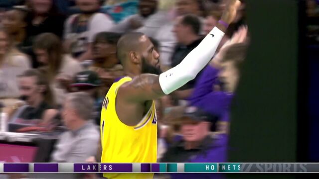 轻松写意！詹姆斯连续两记后仰跳投全部命中