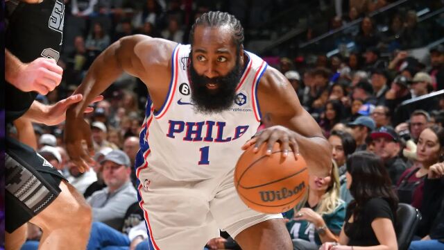 NBA·76人137-125马刺