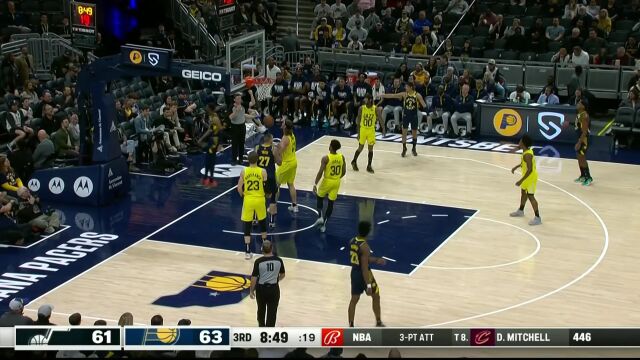 流畅程度可以用一气呵成形容 哈利伯顿跳步突破上篮打成2+1