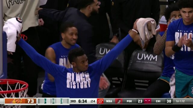 博扬背后传球极为写意！博克斯抓住机会三分一杆进洞