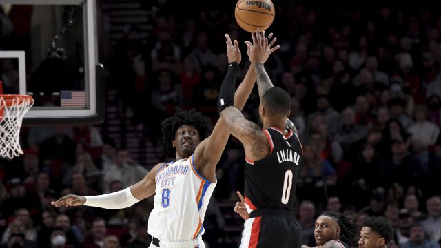 NBA全明星替补利拉德赛季十佳球 平地惊雷逆天隔扣
