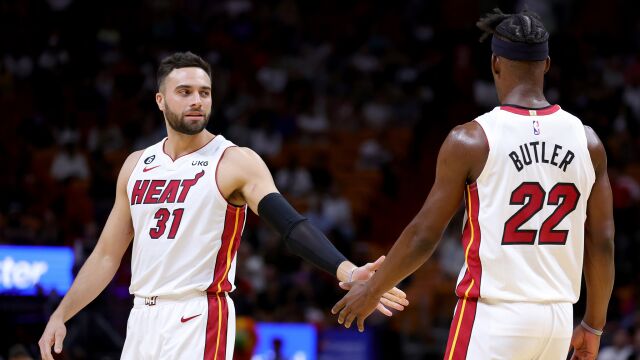 爵士115-119热火 马尔卡宁38分不敌热火七人上双