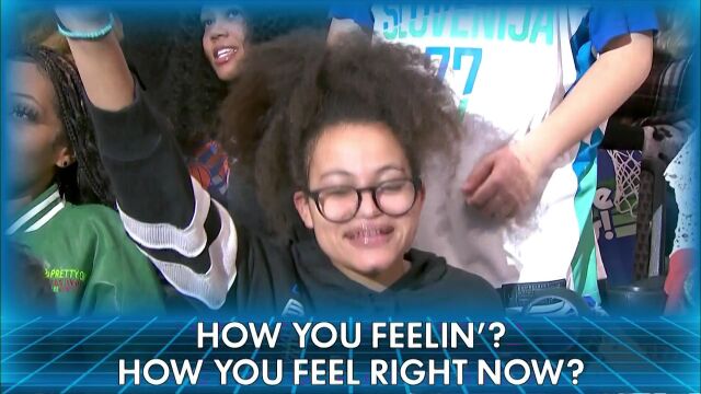 尼克斯vs独行侠第3节英文原声回放