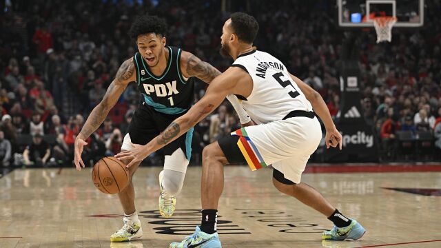西蒙斯vs森林狼集锦 全场砍下31分关键时刻力挽狂澜