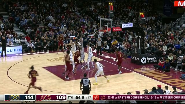 胜利天平已经倾斜！骑士最后一分钟关键球直接断电错失追分机会