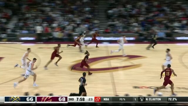 半路杀出个程咬金！加兰生拉硬拽抢断上篮一条龙