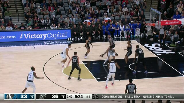 NBA常规赛：独行侠vs马刺第2节英文原声回放