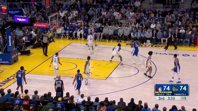 得分手拿把攥！恩比德顶着防守翻身后仰跳投绝美如画