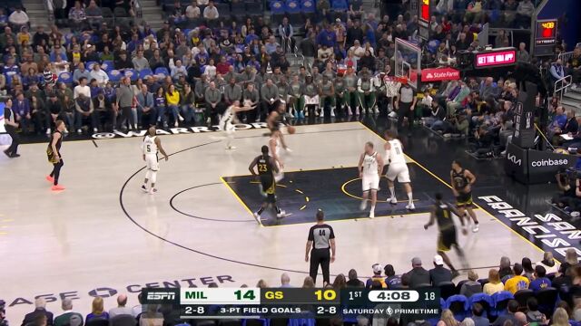 终于等到你 库里直突内线轻松上篮