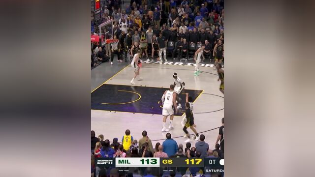 库里末节+加时狂砍22分，眼神凌厉 率队大逆转