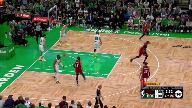 关键时刻失误送机会！凯尔特人连续送出两次致命失误