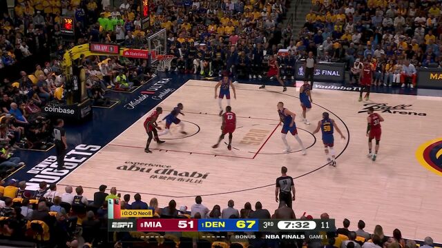 假传真突戏耍约老师 阿德巴约杀进篮下单手劈扣制霸全场