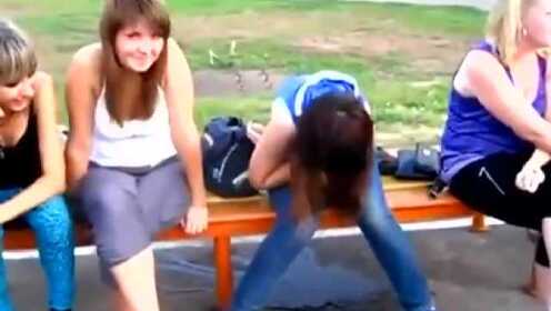 超囧！实拍美女尿急失禁_高清1080P在线观看平台_腾讯视频