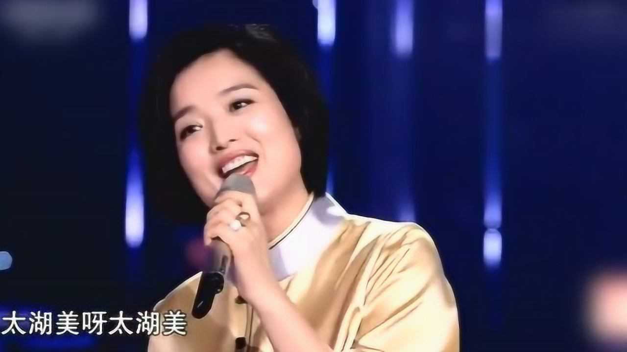 军旅歌手白雪现场演唱太湖美曲调增加装饰音现代感更强更好听