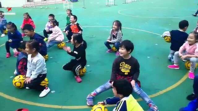 茸北中心幼儿园2018.10.18足球课课堂记录