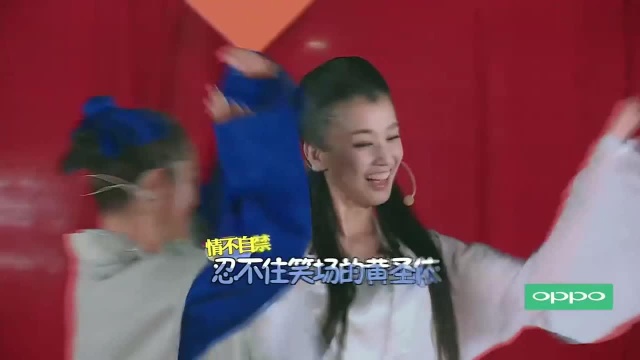 黄圣依表演《白蛇传说》,真情流露泪洒全场,太美了!