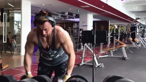 肌肉男-肩部训练,提高肌肉控制掌握发力节奏!快和大叔一起造!